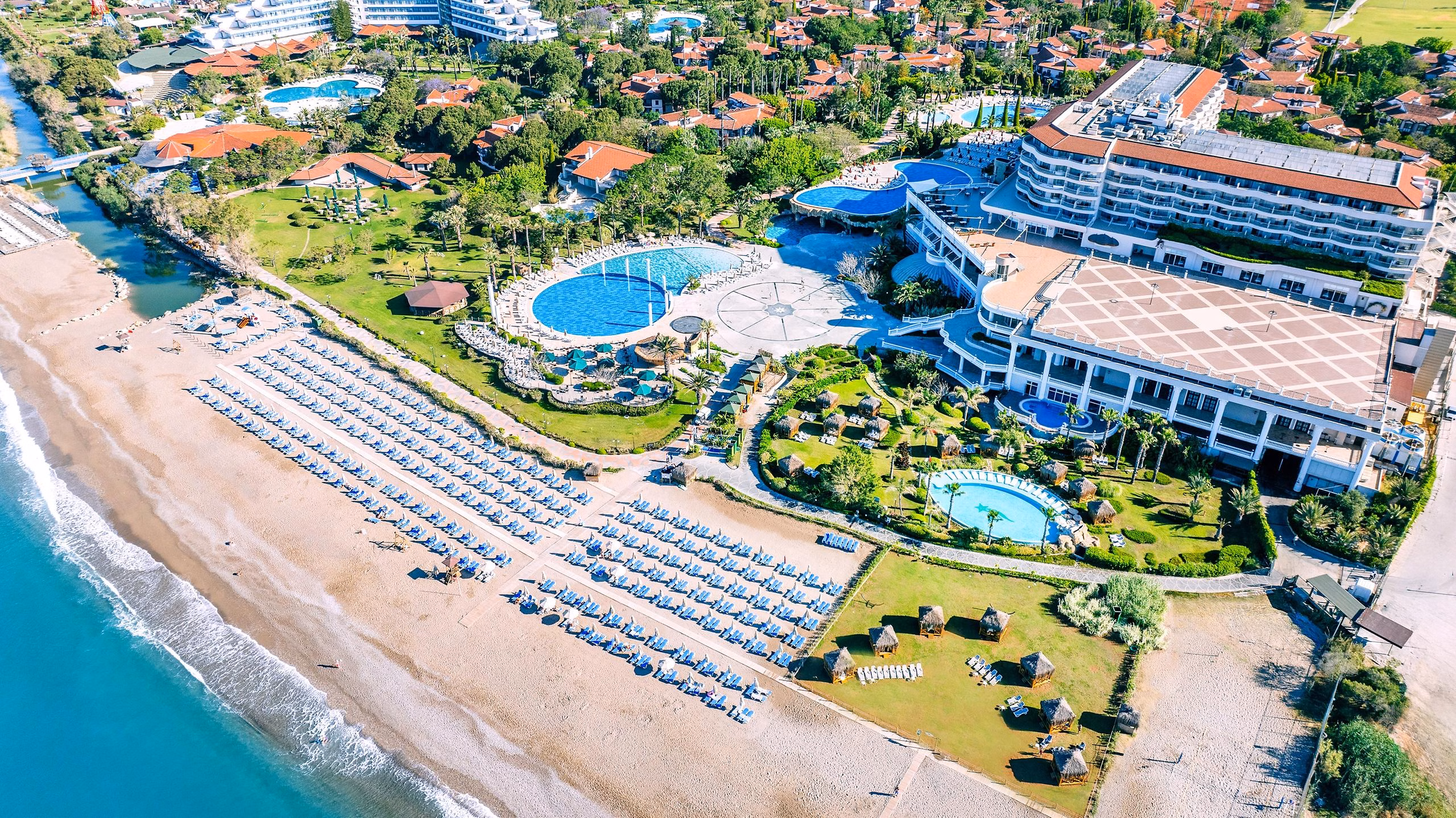 Starlight Resort Hotel in Side, Türkiye